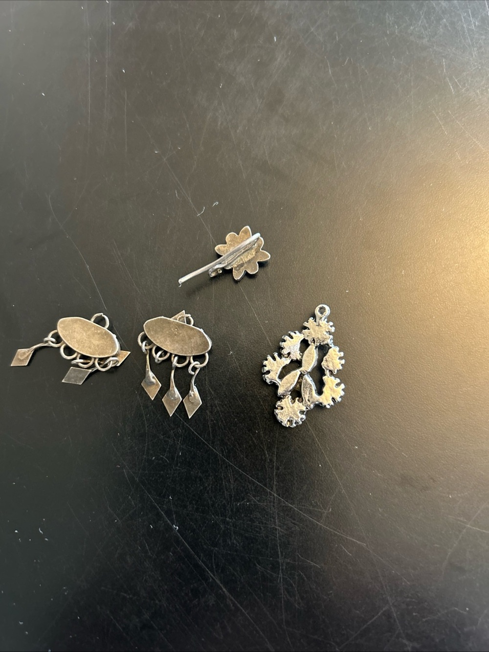 Turquoise bits - Picture 2 of 2